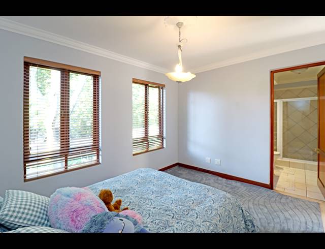 3 BEDROOM HOUSE FOR SALE IN MELROSE